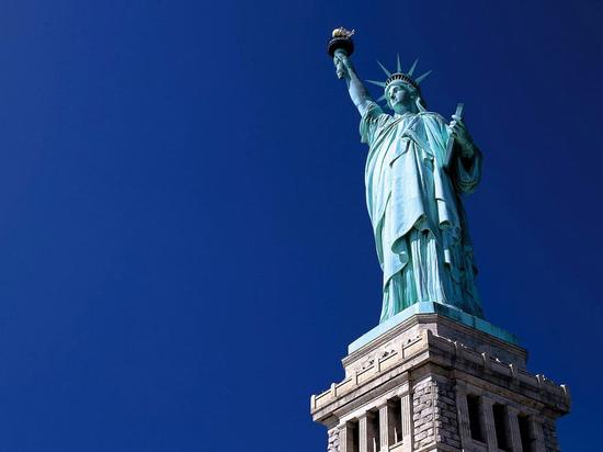 美国自由女神像