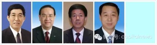 （现在是这样滴：从左至右为巴音朝鲁、蒋超良、马俊清、崔少鹏，还有.......）
