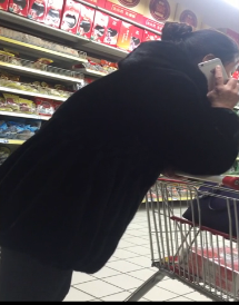 东北大妈打电话催女儿赶紧生孩子。