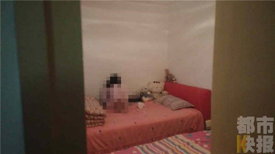 爱说爱笑的婷婷彻底变了性格，蜷缩在床上80多天