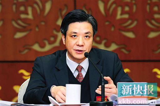 广州市委常委,市纪委书记刘连生在荔湾代表团讨论时发言.