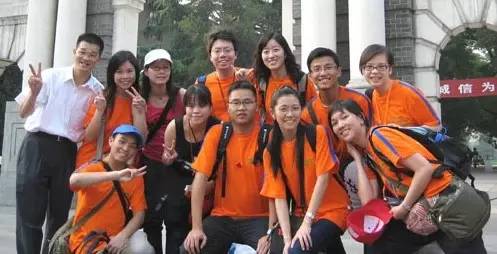 （网络图片：香港大学生来内地支教、交流）