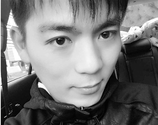 “抓娃娃狂魔”赵晟。