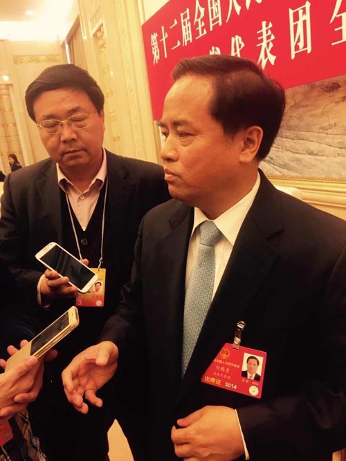 海南省省长刘赐贵