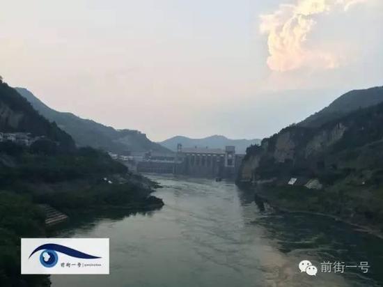 至今，岩滩水电站已投入蓄水发电24年。