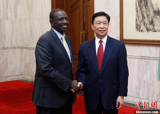7月6日，中国国家副主席李源潮在北京会见肯尼亚副总统鲁托。中新社记者 张浩 摄