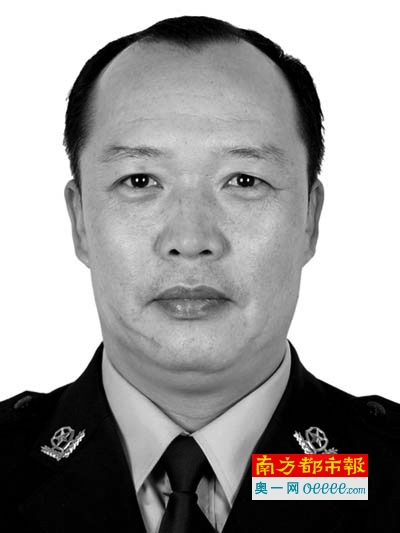 　博罗交警：杨建忠