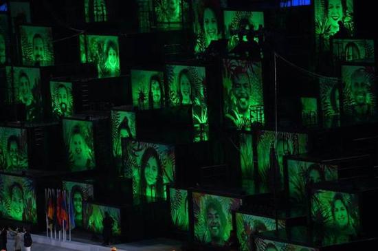 里约奥运会开幕式上的笑脸