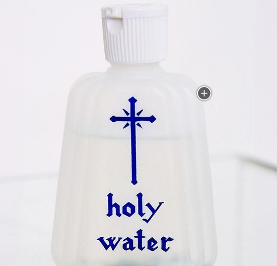 医生将丈夫尸体保存在家 欲用"圣水"将其复活|女医生|圣水_新浪新闻