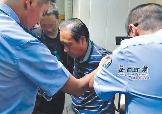 犯罪嫌疑人高承勇被抓捕现场 