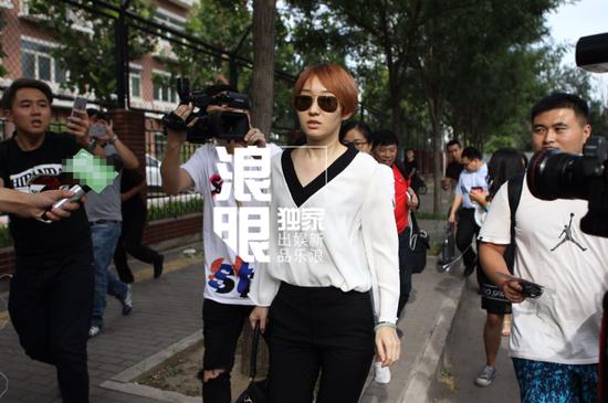 宋喆妻子提交丈夫不正当关系证据求离婚|宋喆|杨慧_新浪新闻