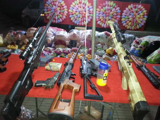 摆摊被判刑老太女儿:我结婚,妈妈在看守所里哭|气枪|判刑_新浪新闻