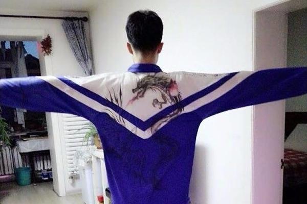 极速赛车十是合法的吗极速赛车冷热玩法