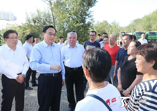 陈全国在乌鲁木齐督办中央环保督察组转办问题