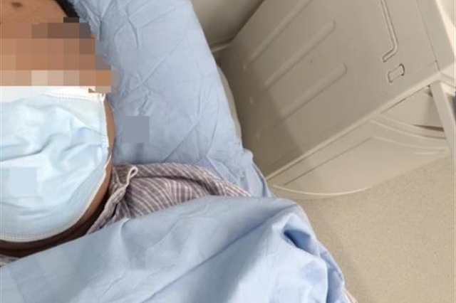 点亮青春之光 |  又见“中国好邻居”西城居民私家车里自我隔离4小时