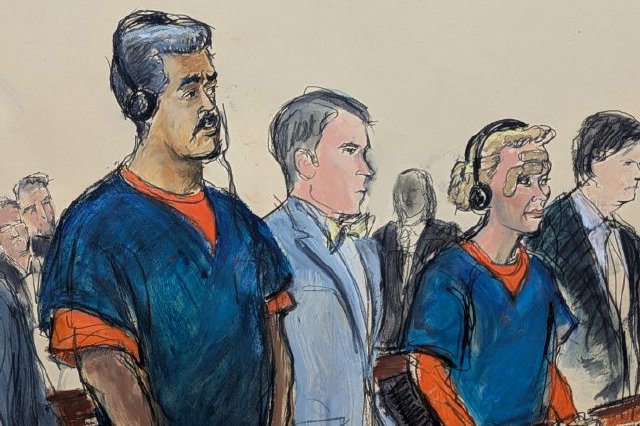 美媒披露：马杜罗夫妇躲避美军时撞伤头部