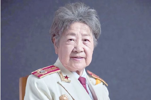 演员陶玉玲去世，享年92岁，曾于2015年获得百花奖终身成就奖，曾三次患癌 冯远征、曹可凡发文悼念