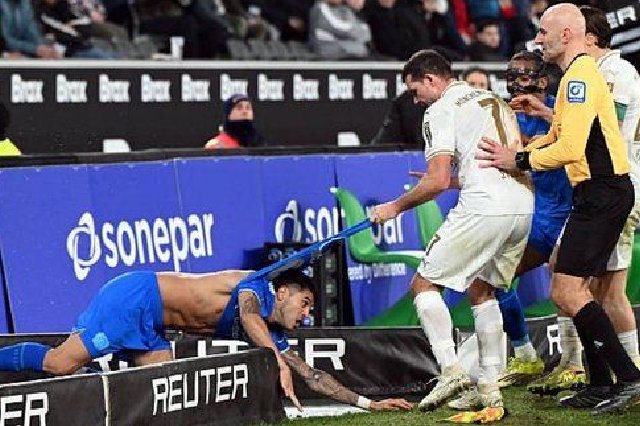 门兴1-1勒沃库森，恩格尔哈特破门，桑德尔乌龙