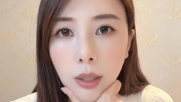 葛晓倩再怼张雨绮团队 借孕热搜转移争议