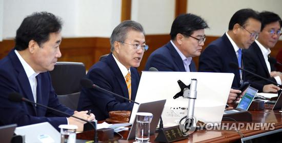 韩国国务会议审议通过平壤宣言及朝韩军事协议