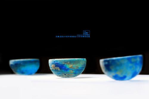 大同市博物馆 北魏 蓝色半球形玻璃泡。来源：受访者供图