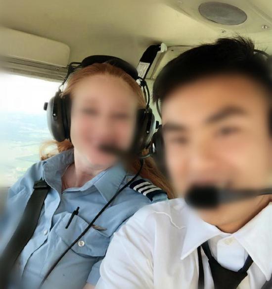 遇难的中国学员邱裕和美籍飞行教员Norris