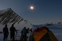 南极洲观测日食