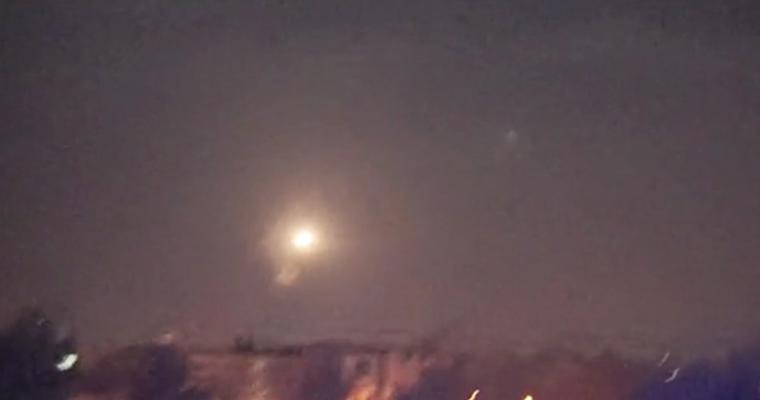 坚决和美国唱对台戏?伊朗签秘密协议助叙利