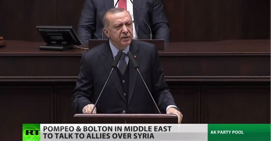 埃尔多安在土耳其议会发表讲话称必须要歼灭库尔德武装 图源：RT截图