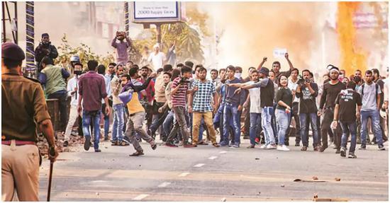 近日，印度各地不断爆发大规模抗议（图源：印媒）