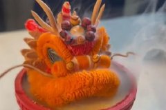 00后把狮子“炸活了”！网友：它甚至有毛绒感！