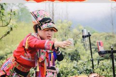 新春走基层｜“腊”味飘香，川妹子让土特产走向远方