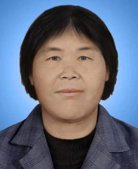 模拟画像专家林宇辉称绘制并经过电脑合成“梅姨”彩色画像。图片来源澎湃新闻