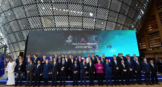 亚欧峰会各国领导人合照  图自俄罗斯卫星通讯社