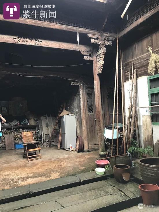 陈爱华记忆中的老家房子与衢州的这种民居相似