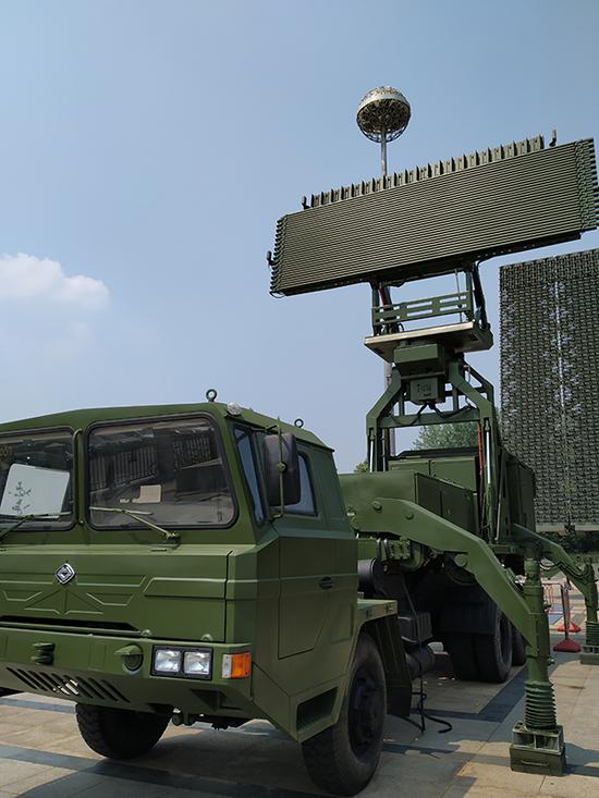 ylc-8b机动式反隐身预警等雷达.