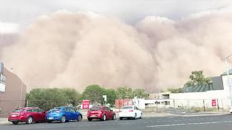 澳大利亚迎巨型沙尘暴如“世界末日”