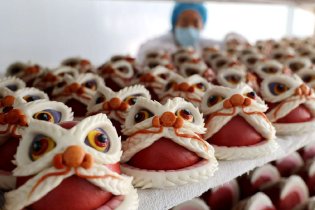 赶制花饽饽迎新春