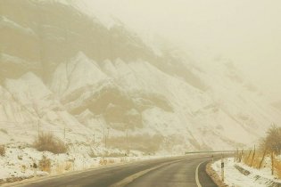 新疆迎沙尘天气