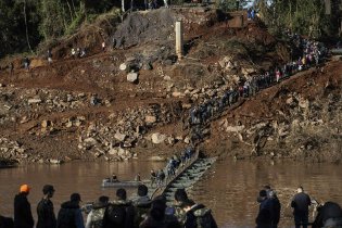 巴西南部暴雨灾区