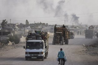  Rafah people forced to flee