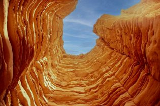 雅丹地貌形态万千