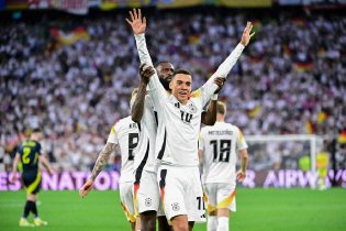 欧洲杯德国开门红