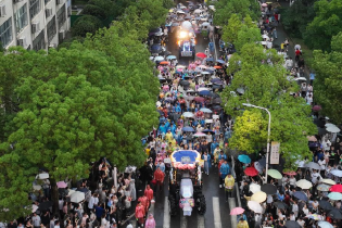 不一样的毕业季