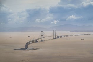 深中通道穿云破海