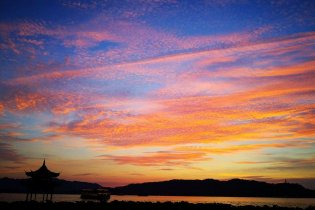 杭州西湖绮丽晚霞