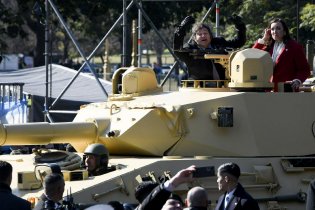 阿根廷阅兵仪式