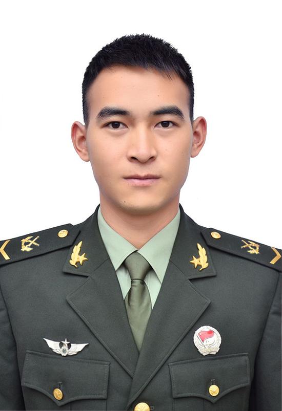 杜富国证件照。黄巧 摄