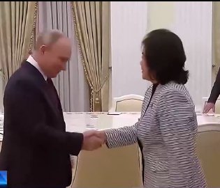 普京会见朝鲜外务相