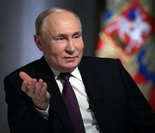  Kremlin reveals Putin's daily life